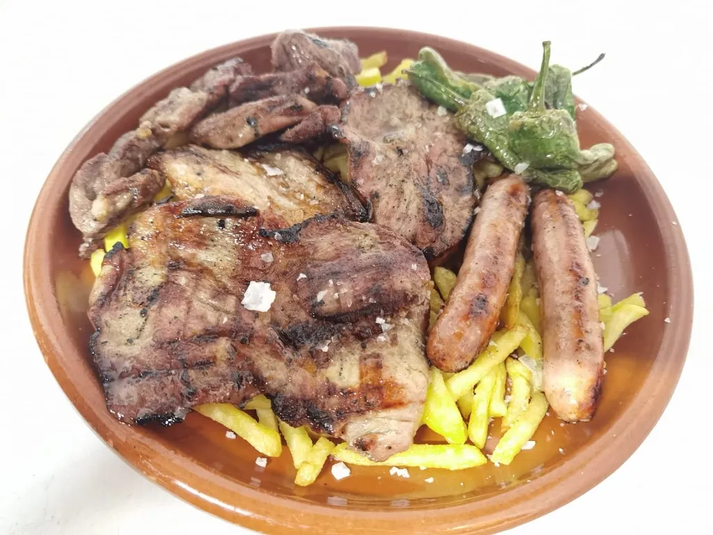 Menu_Bar Aquí Mismo Cantillana_Cantillana_immagine_6