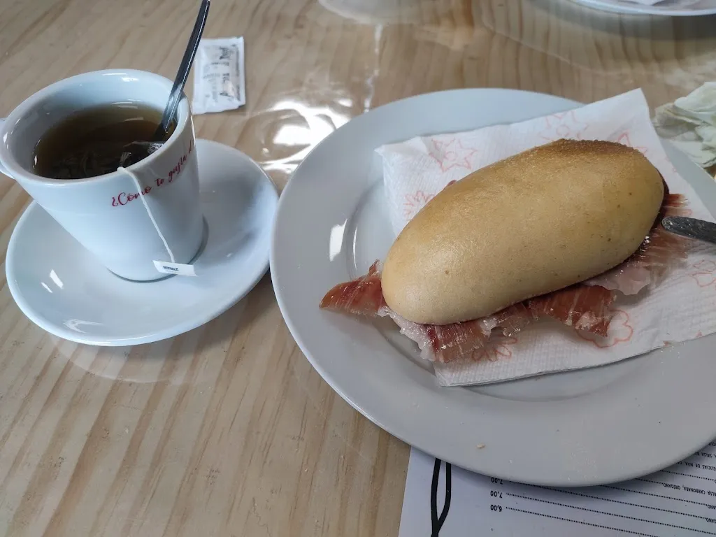 Menu_Bar Paseo_Cantillana_image_3