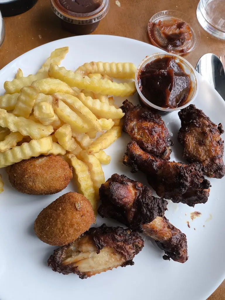 Greenleaf_Bar Paseo_Cantillana_review