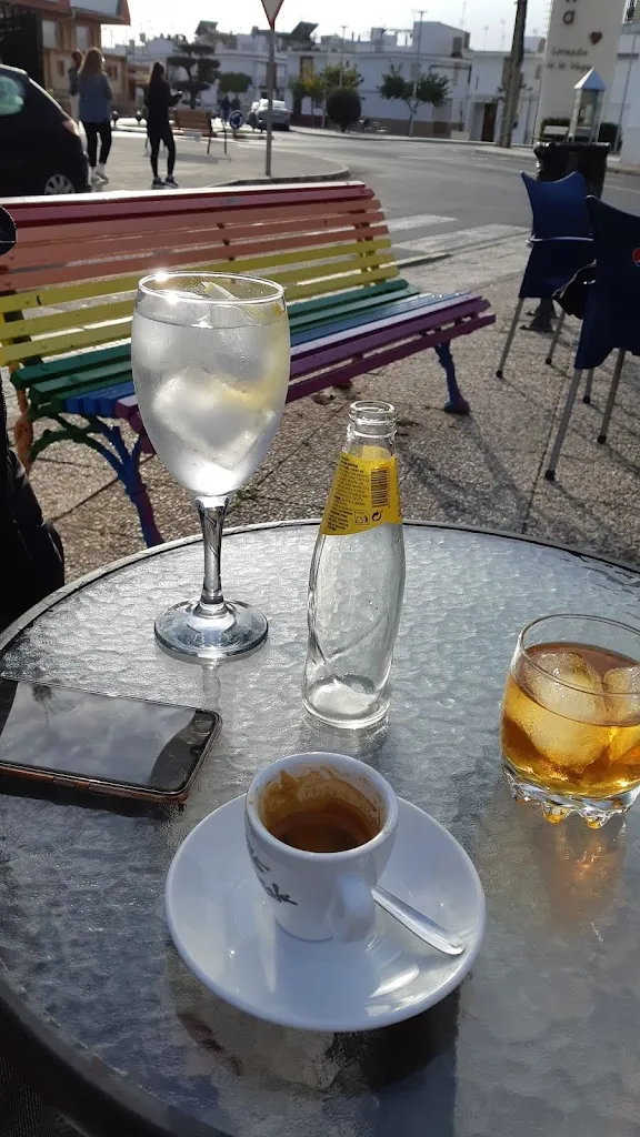 Cafetería La Que Se Avecina_Cantillana_slider_image_3