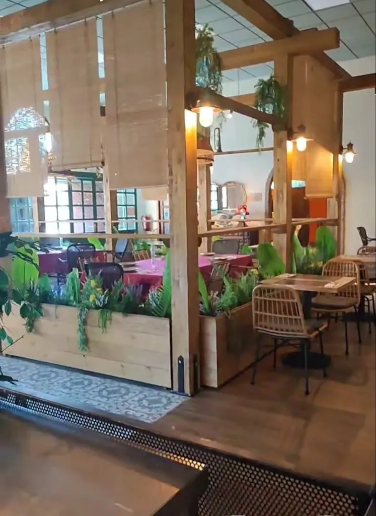 Asador de leña El Chaparral restaurant in Carrión de los Céspedes