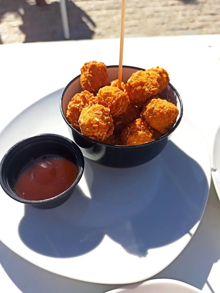 Javier Sánchez_Bar El Kiosco_Carrión de los Céspedes_review