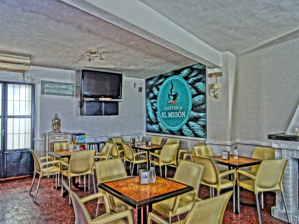 Bar El Mesón restaurant in Carrión de los Céspedes