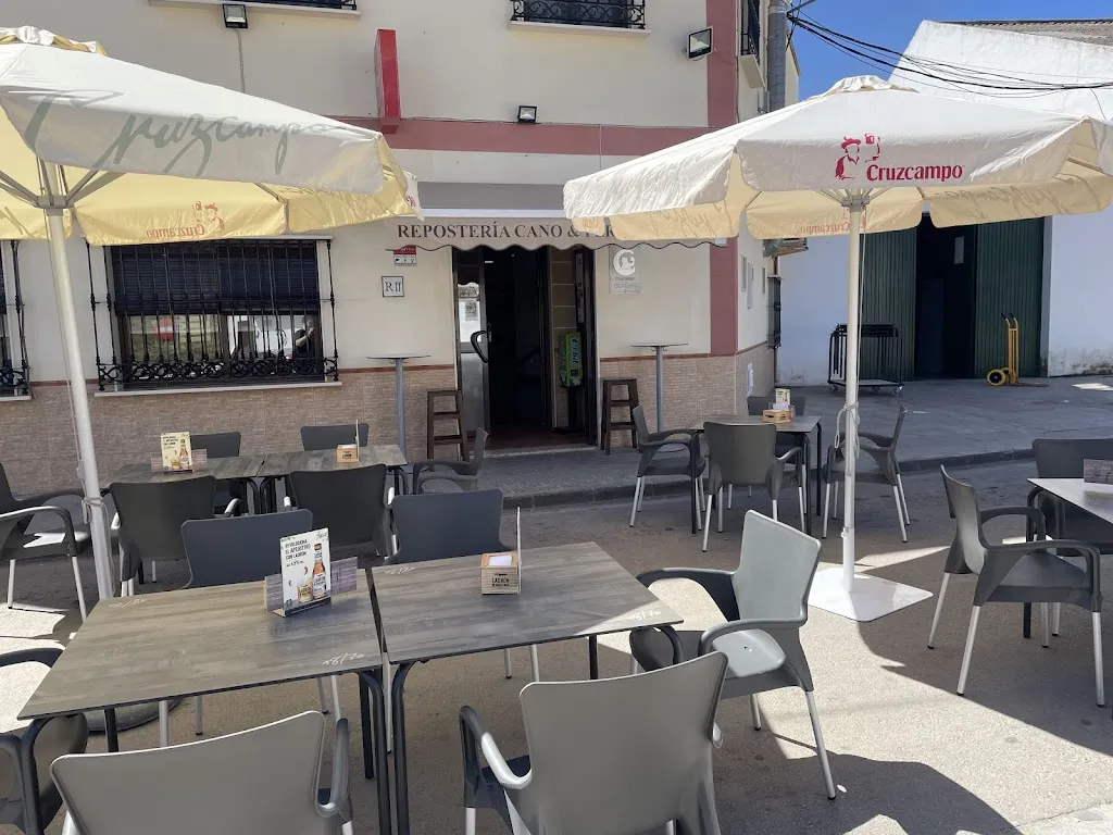 Restaurante El Túnel Repostería Cano & Pérez_Casariche_slider_image_1