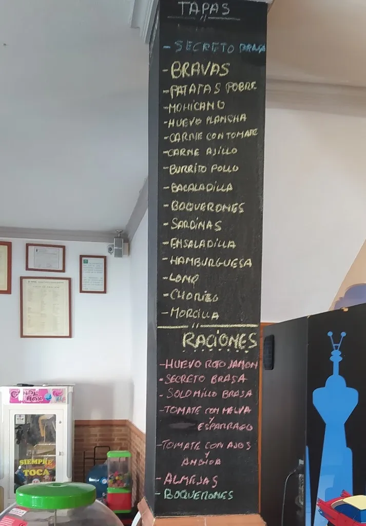 Menu_Bar LEGENDARIO_Benahadux_image_2