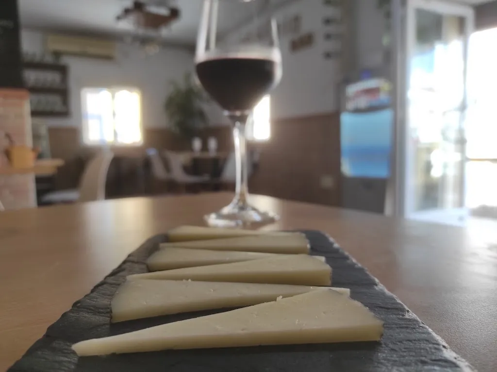 Menu_Bar LEGENDARIO_Benahadux_image_6