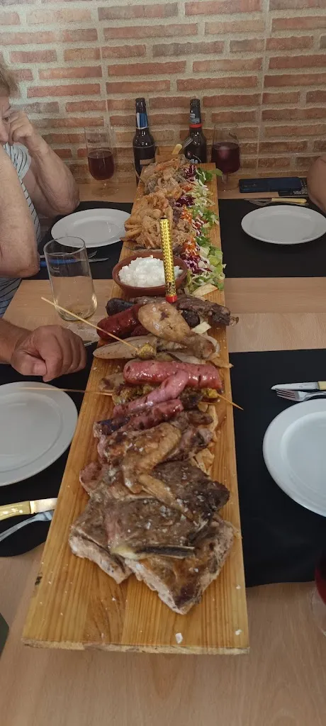 Bibi Rodriguez_Bar LEGENDARIO_Benahadux_review