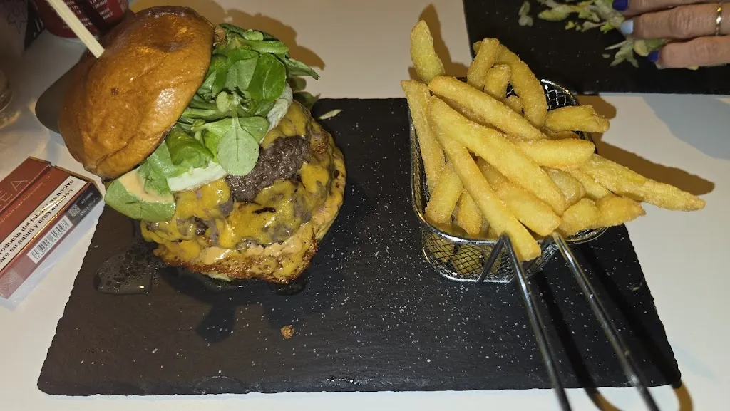 Joaquín Cobano_Carnes y Fuegos_Casariche_review