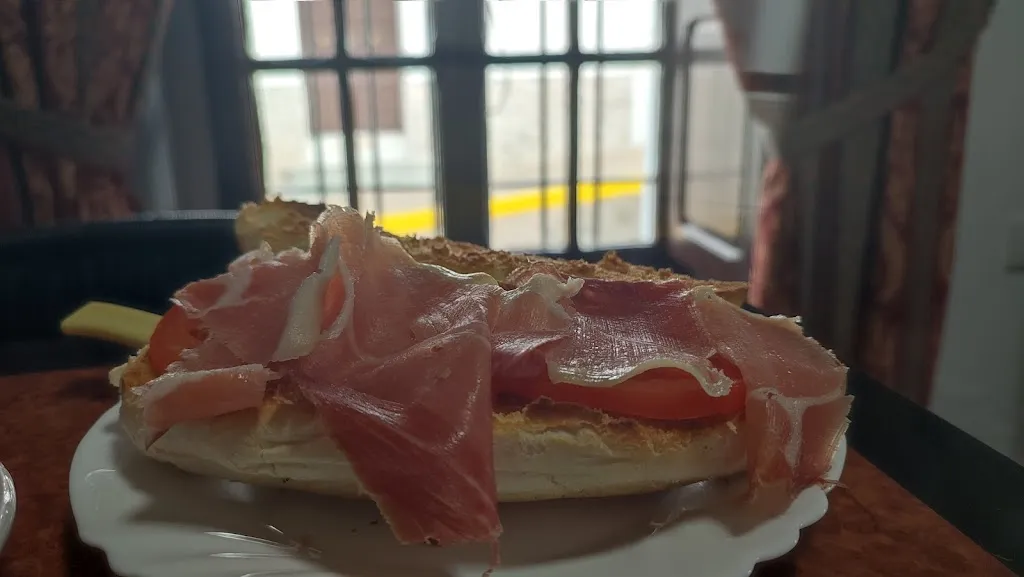 Bocatería La Bellota del Cascón_Castilblanco de los Arroyos_slider_image_1