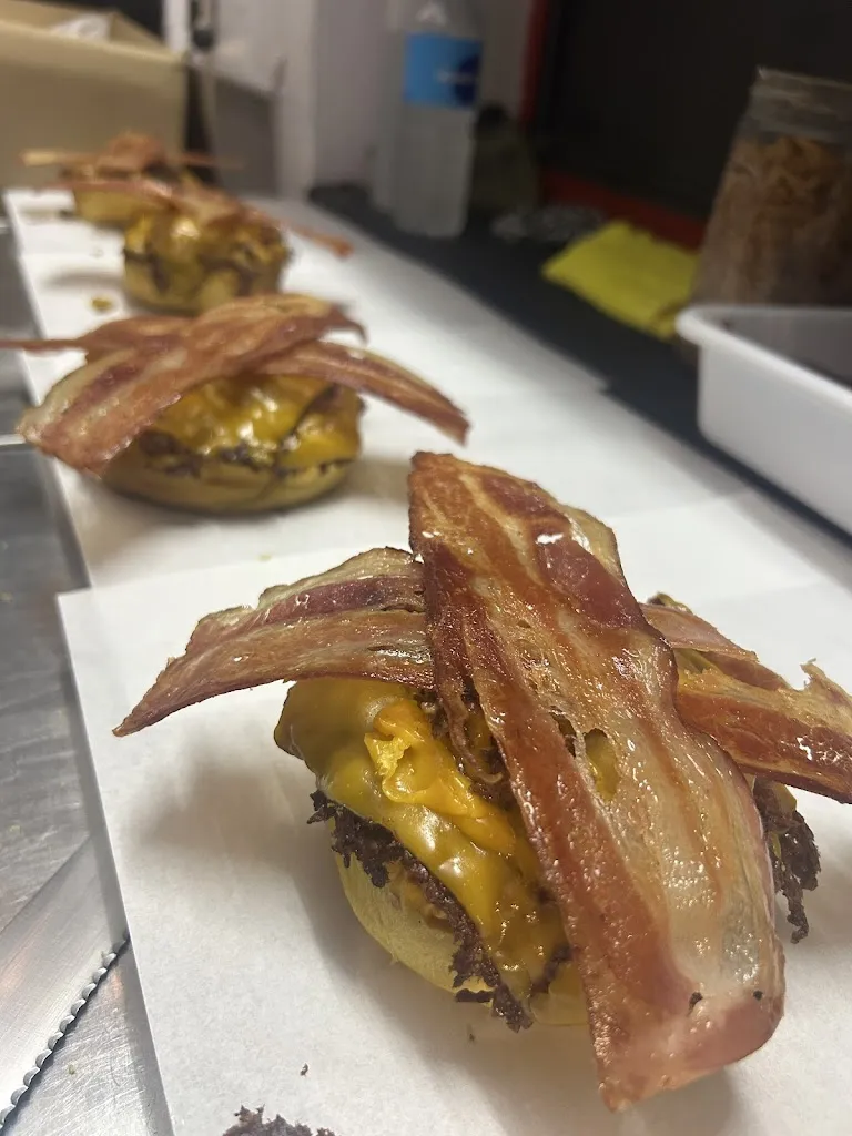 UTE burger Delimeat_Castilblanco de los Arroyos_slider_image_2