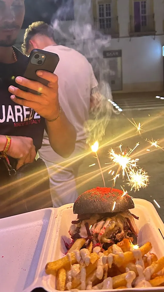 UTE burger Delimeat_Castilblanco de los Arroyos_slider_image_3