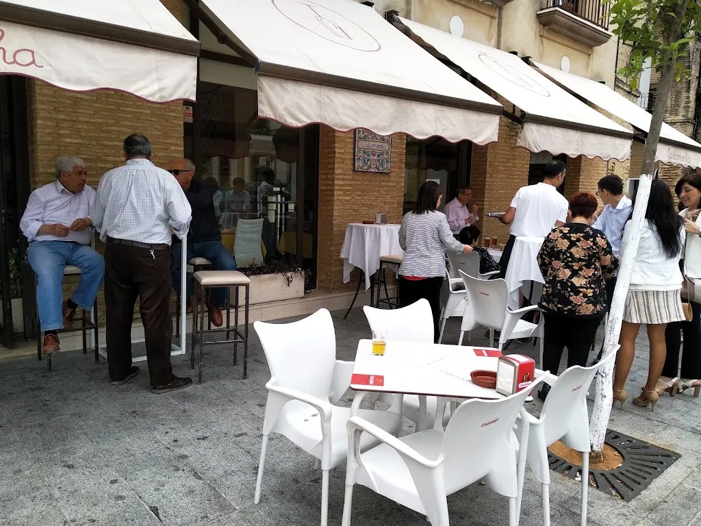 Calamocha restaurant in Castilleja de Guzmán