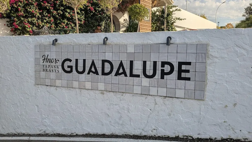 Bill Tomko_Hermanos Guadalupe Tapas y Brasas_Castilleja de Guzmán_review