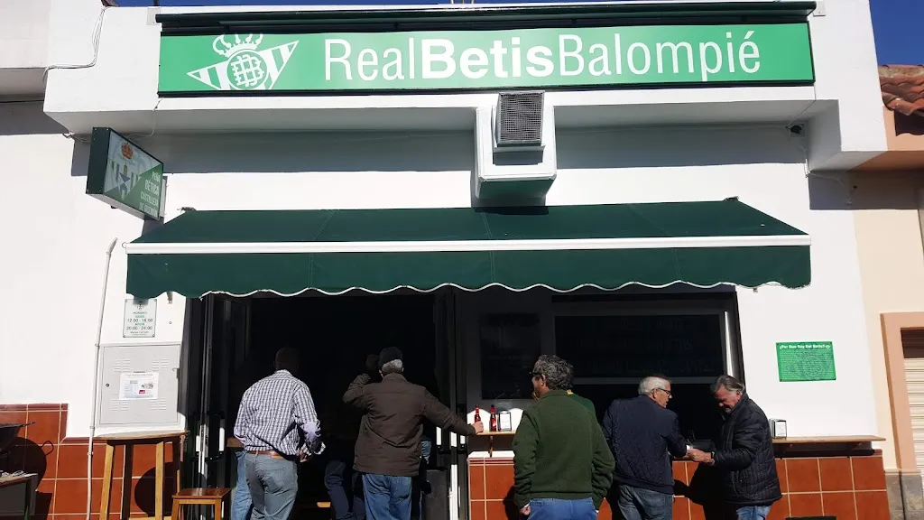 Peña Bética Castilleja de Guzmán restaurant in Castilleja de Guzmán