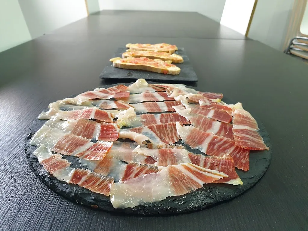 Cafetería Jamoneria Donde Siempre restaurant in Benahadux