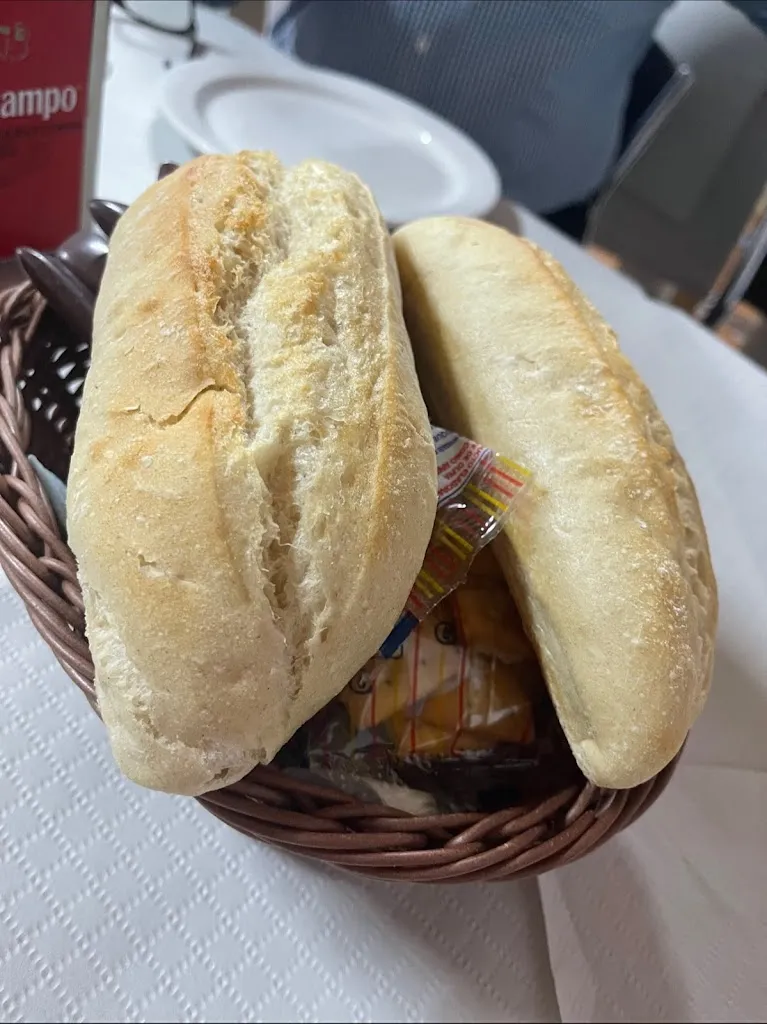 Miri Osk_Casa Joselito_Castilleja de Guzmán_review