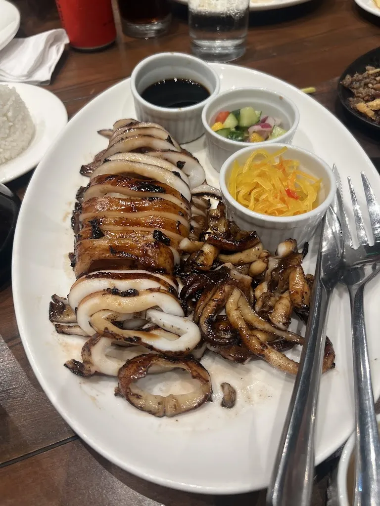 Alexandra lia_Gerry's Carmona _Carmona_review