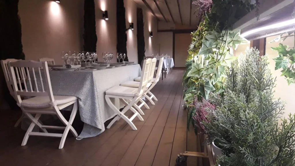 Restaurante La Almazara de Carmona restaurant in Carmona