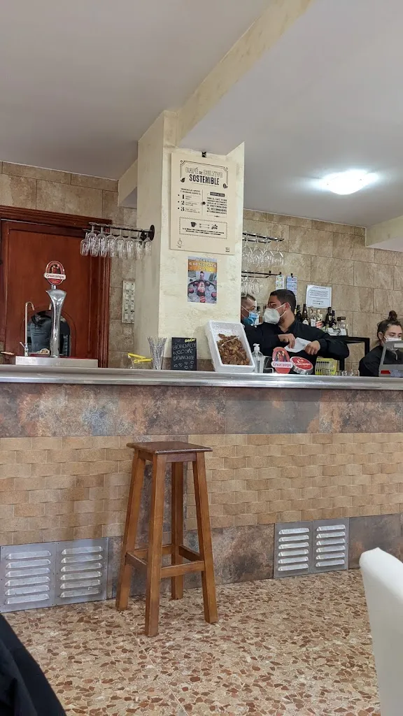 Mikko Moisio_Bar La Cazuela_Carmona_Bewertung