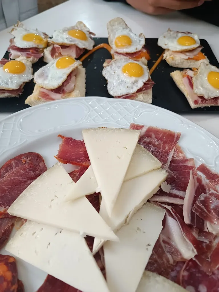 Candy Varela_Bar La Cazuela_Carmona_Bewertung