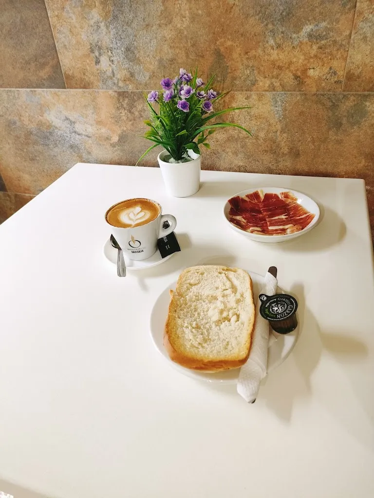 Bar La Cazuela_Carmona_slider_image_3