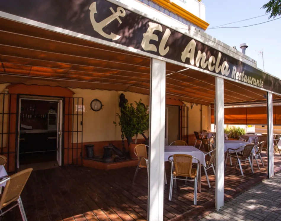 Restaurante El Ancla restaurant in Carmona