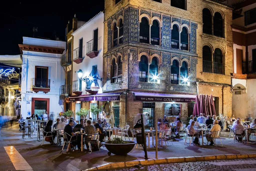 Bar Goya_Carmona_slider_image_3