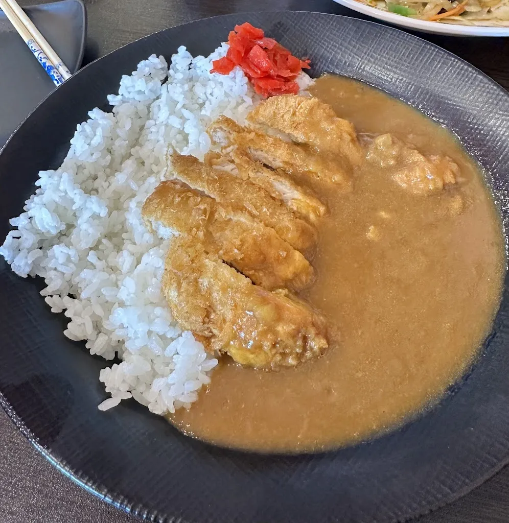 KAGARIBI_Carmona_slider_image_3