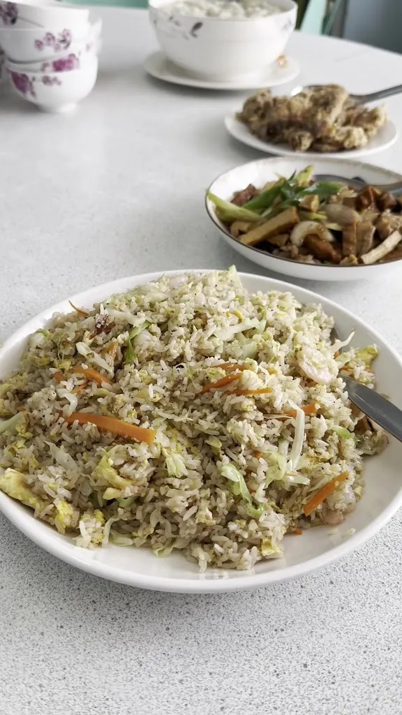 Emerald Uy_Ehsu & Eving Dumpling House_Carmona_review