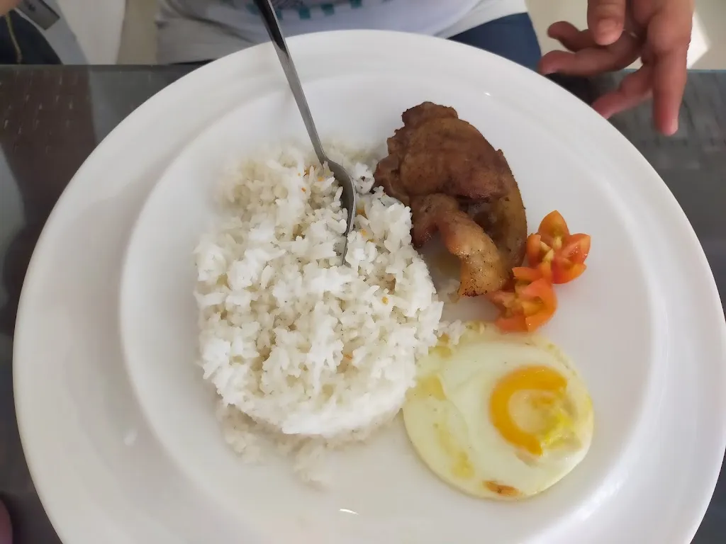 Kuya sonny's restaurant_Carmona_slider_image_3