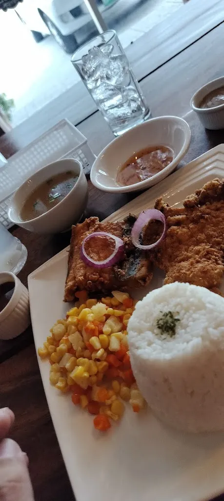 Menu_J3 sizzling, wings and ribs food house_Carmona_image_2