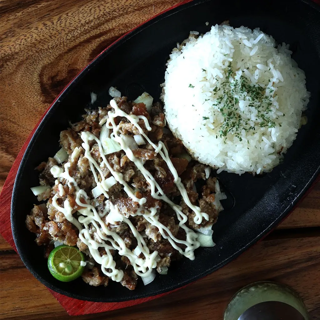 Menu_J3 sizzling, wings and ribs food house_Carmona_image_6