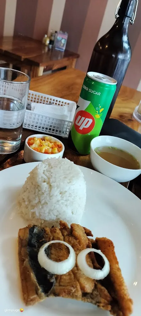 Menu_J3 sizzling, wings and ribs food house_Carmona_image_9