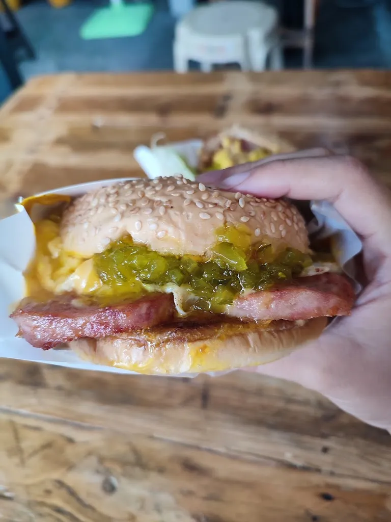 Anong Sae Yeo Main_Carmona_slider_image_3