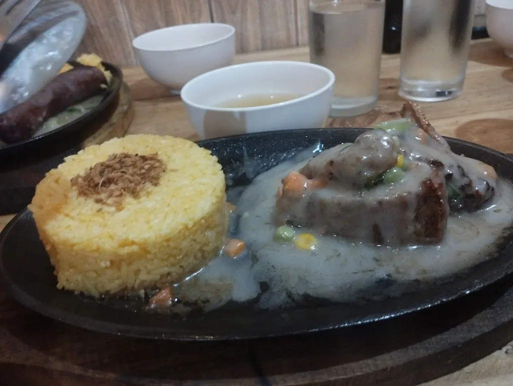 Menu_Naren Sizzling_Carmona_image_2