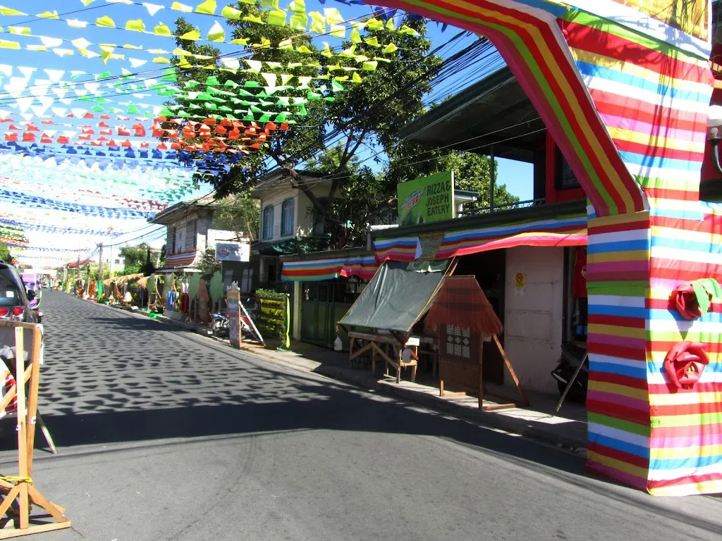 Rizza & Joseph Eatery_Carmona_slider_image_1