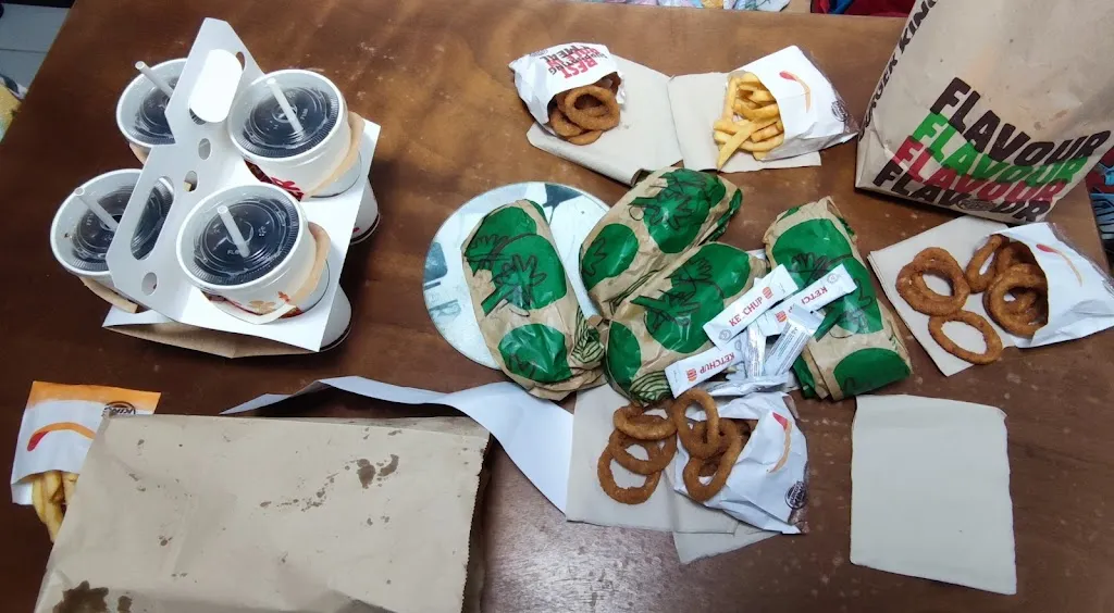 Pearly_Burger King - Carmona Highway _Carmona_review