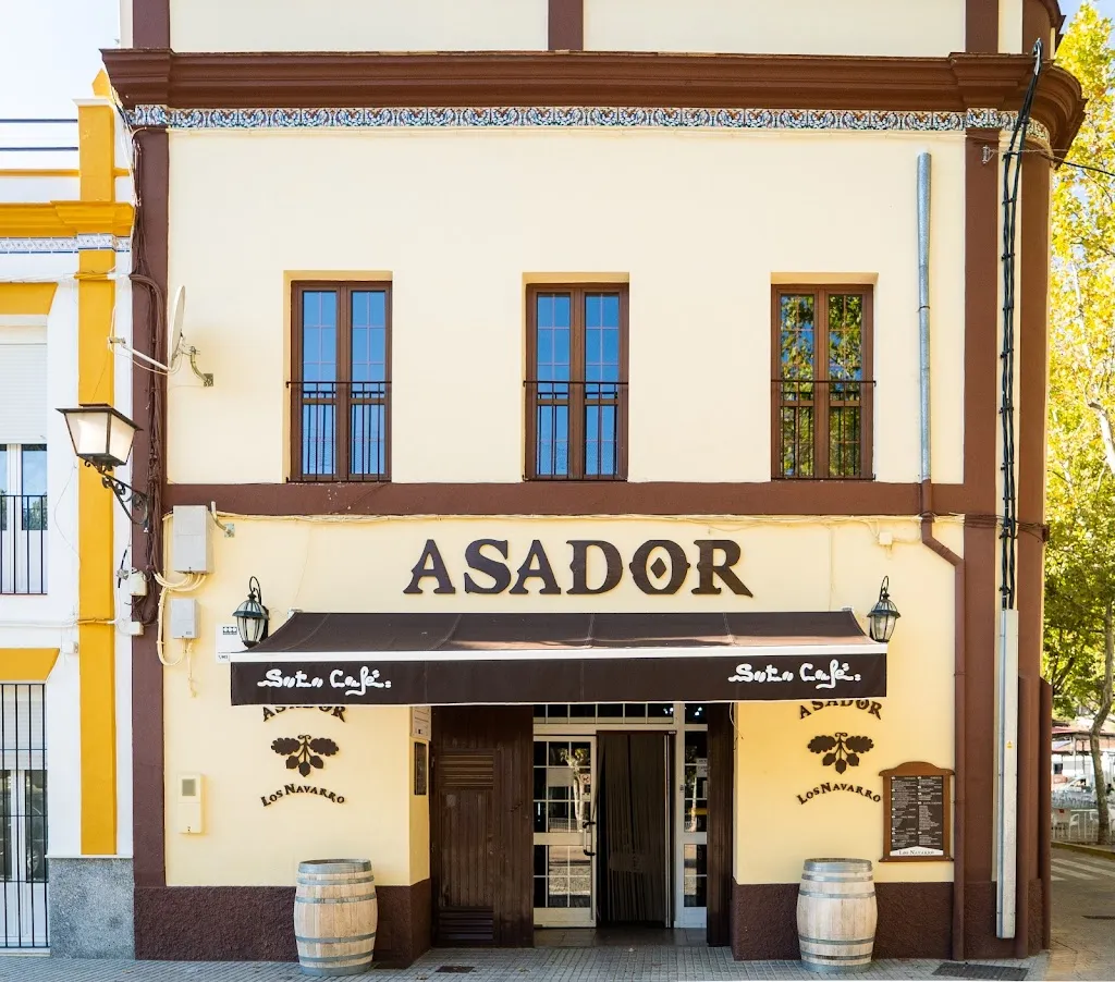 asador los navarro restaurant in Constantina