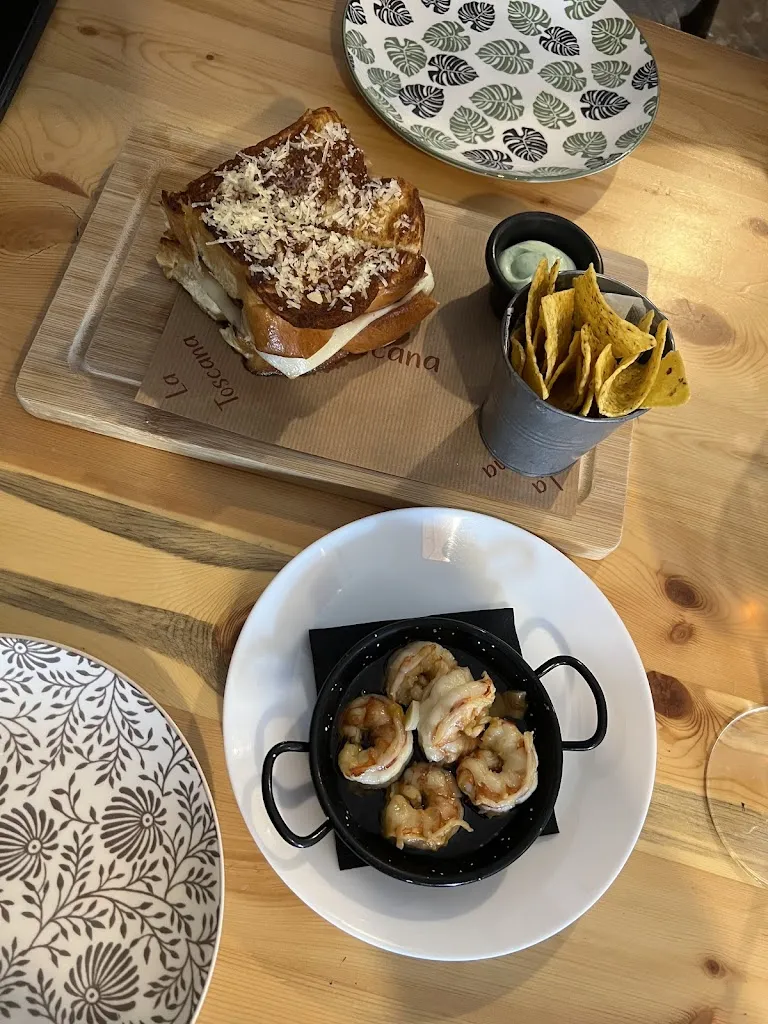 Bar La Toscana_Constantina_slider_image_3