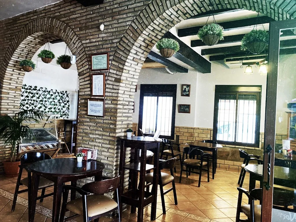 Restaurante De Tena restaurant in Constantina
