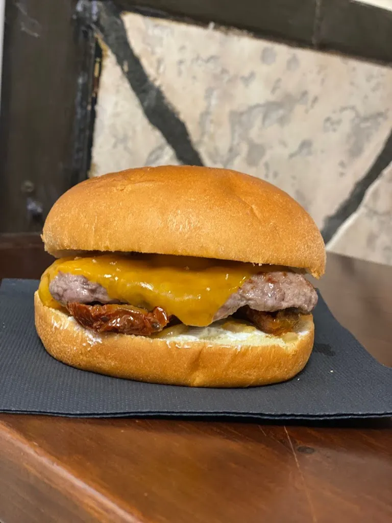 Taberna Pepe Benigno restaurant in Constantina