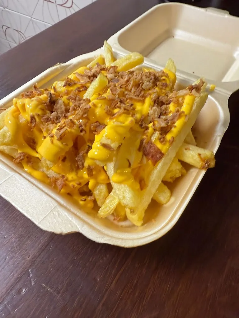 KE Burger restaurant in Constantina