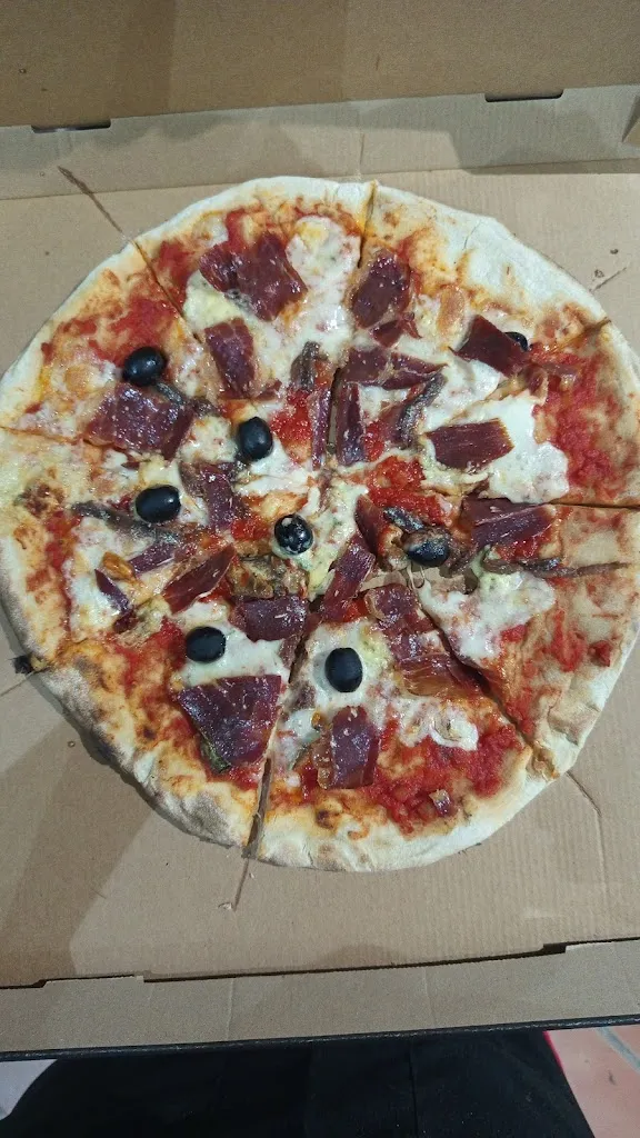 Pizzería La Mariquita_Constantina_slider_image_3