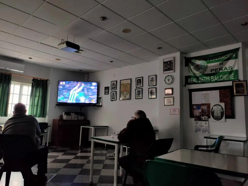 Sergio Perez_Peña Cultural Betica_Cazalla de la Sierra_review