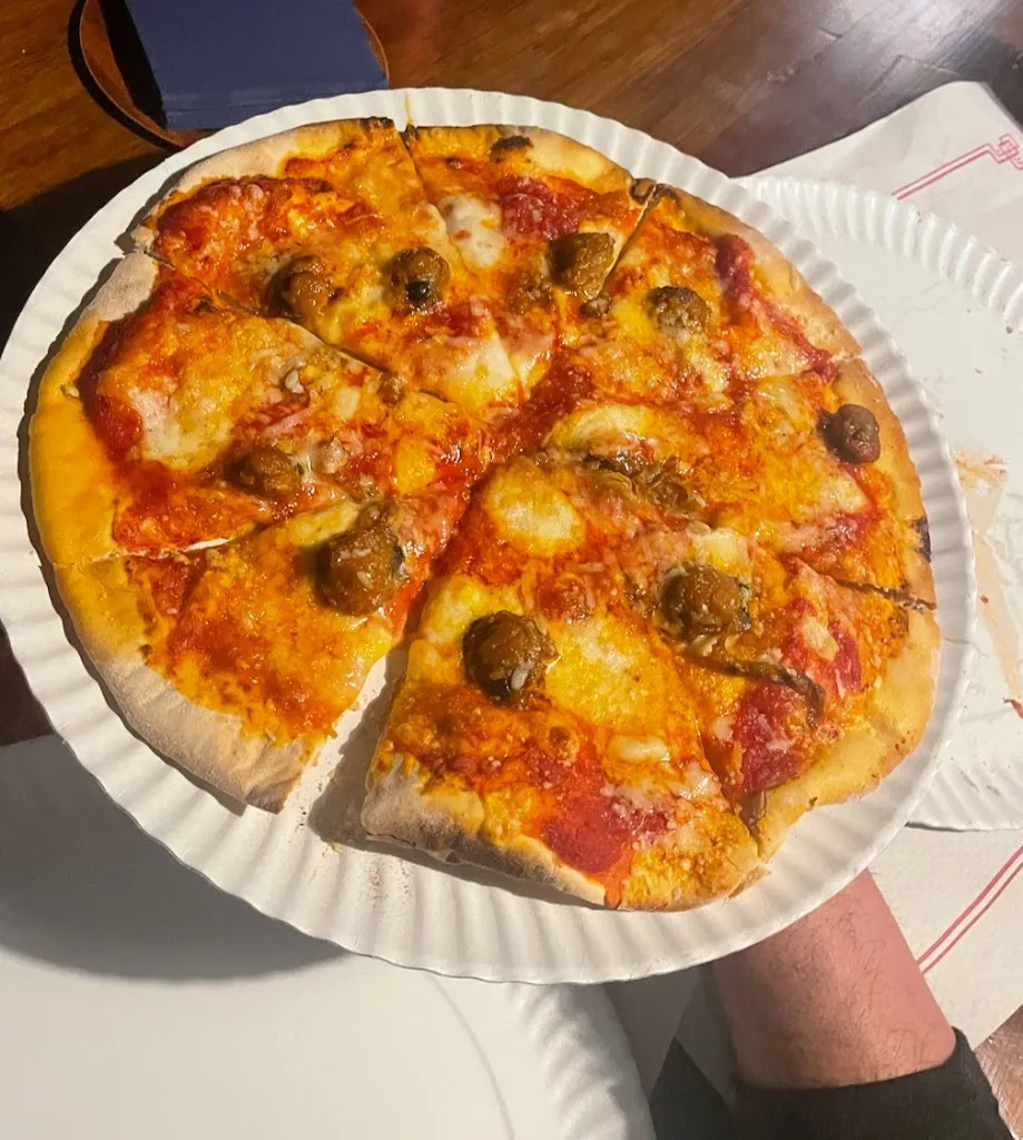 Miguel J_Pizzería la Pala de Robe_Cazalla de la Sierra_review