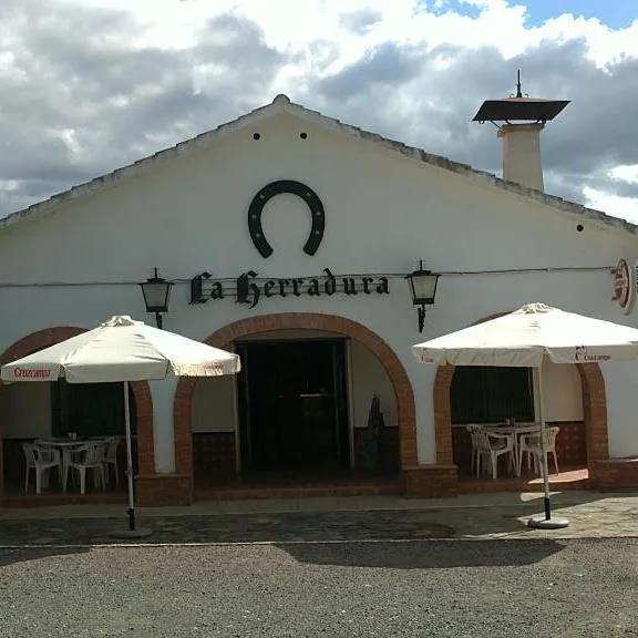 Restaurante La Herradura_Cazalla de la Sierra_slider_image_1
