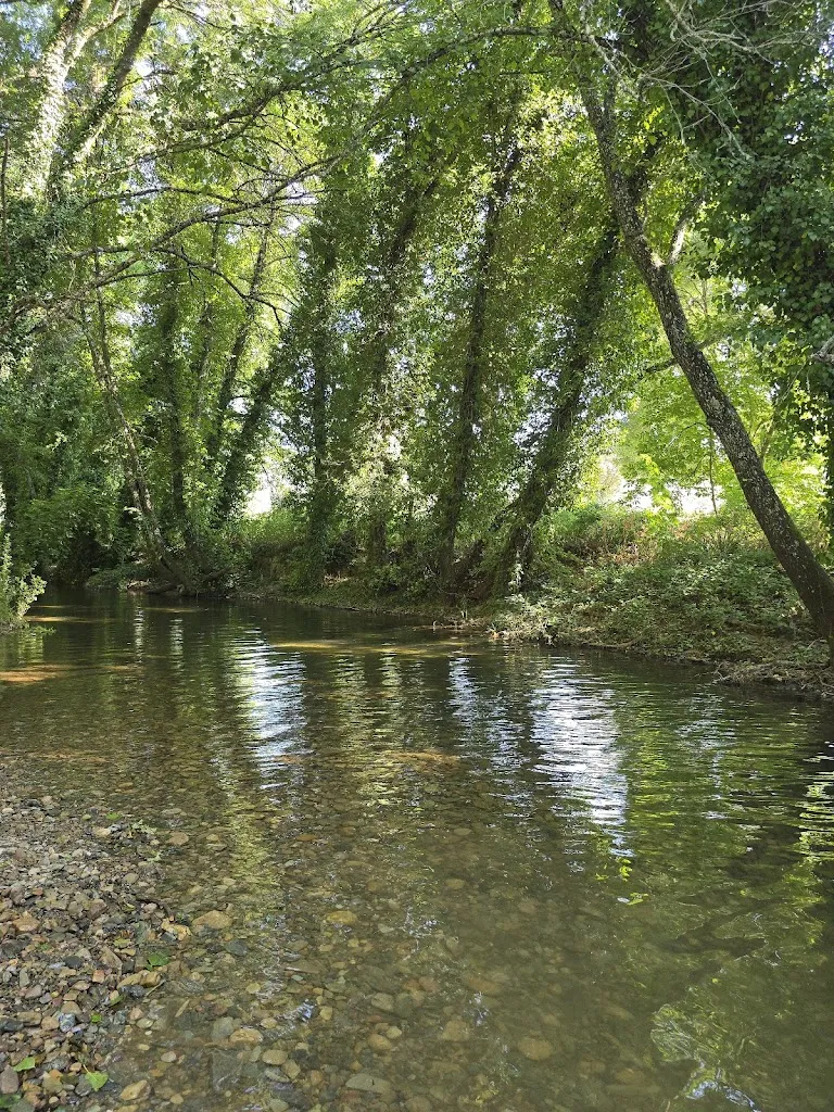 María Vela Guerra_Camping & Bungalows La Fundición_Cazalla de la Sierra_recensione