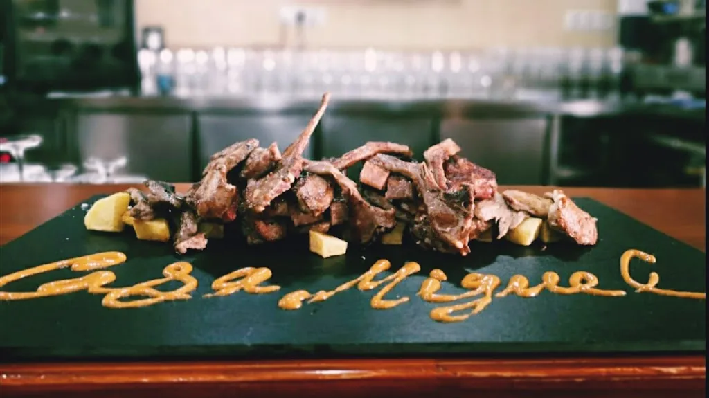 Restaurante Casa Miguel_Coronil El_slider_image_2