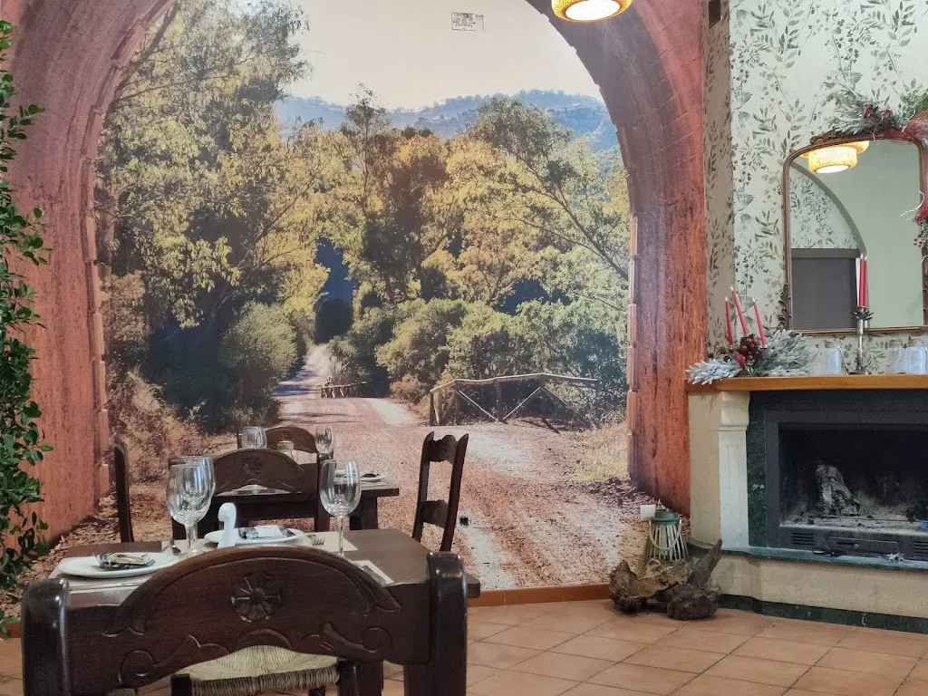 Puerta de la Sierra restaurant in Coronil El