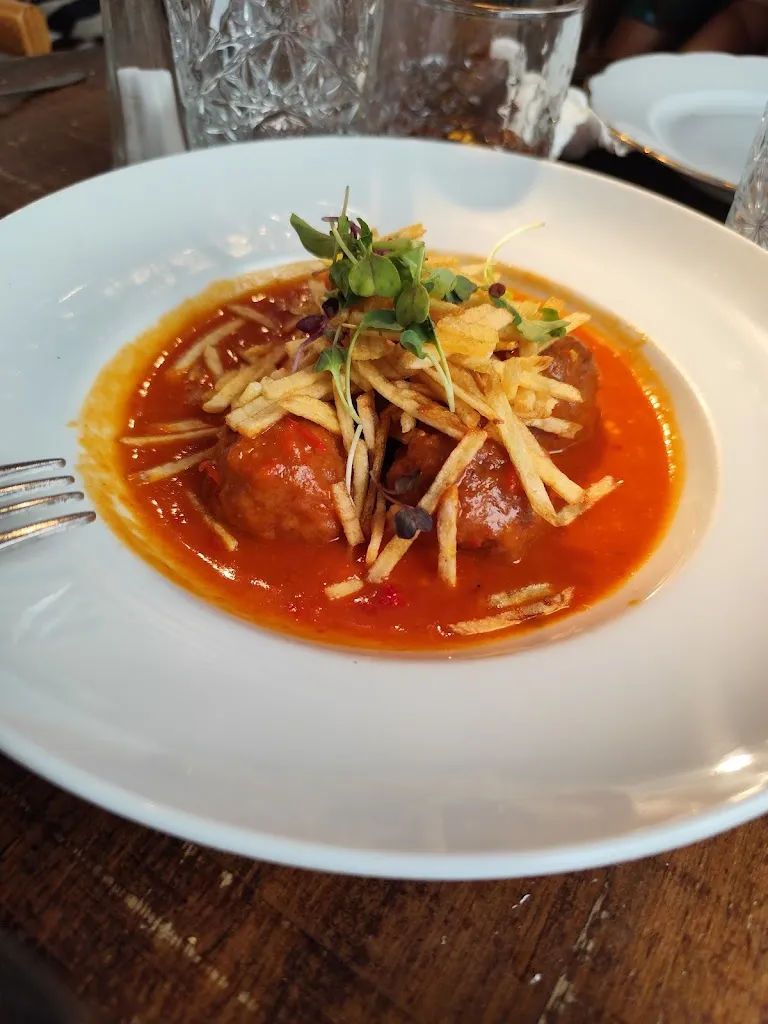 Ricardo Borges de Carvalho_Santa Rita Madrid_Corrales Los_review